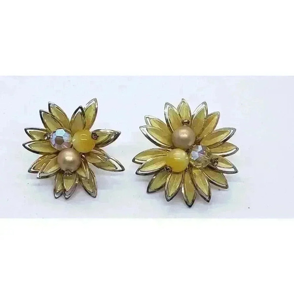Vintage Coro Earrings Yellow Daisy Flower Enamel & Cut Out Glass Bead Center 50s - Picture 4 of 9